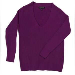 Banana Republic Ribbed V-Neck Sweater Small Purple Plum Wool Blend Long Sleeve